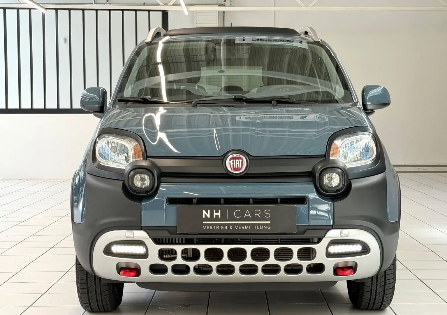 Fiat Panda TwinAir Cross 4x4 Schiebedach | CarPlay | Android Grau - 2