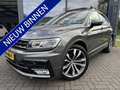 Volkswagen Tiguan R-Line 1.4 TSI ACT Highline Grijs - thumbnail 1