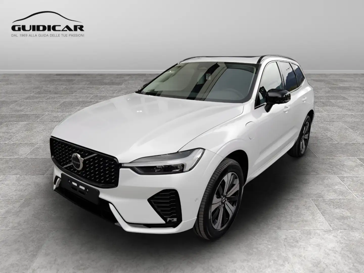 Volvo XC60 N.XC60 Recharge Plus Dark T6 AWD AUT Bianco - 1