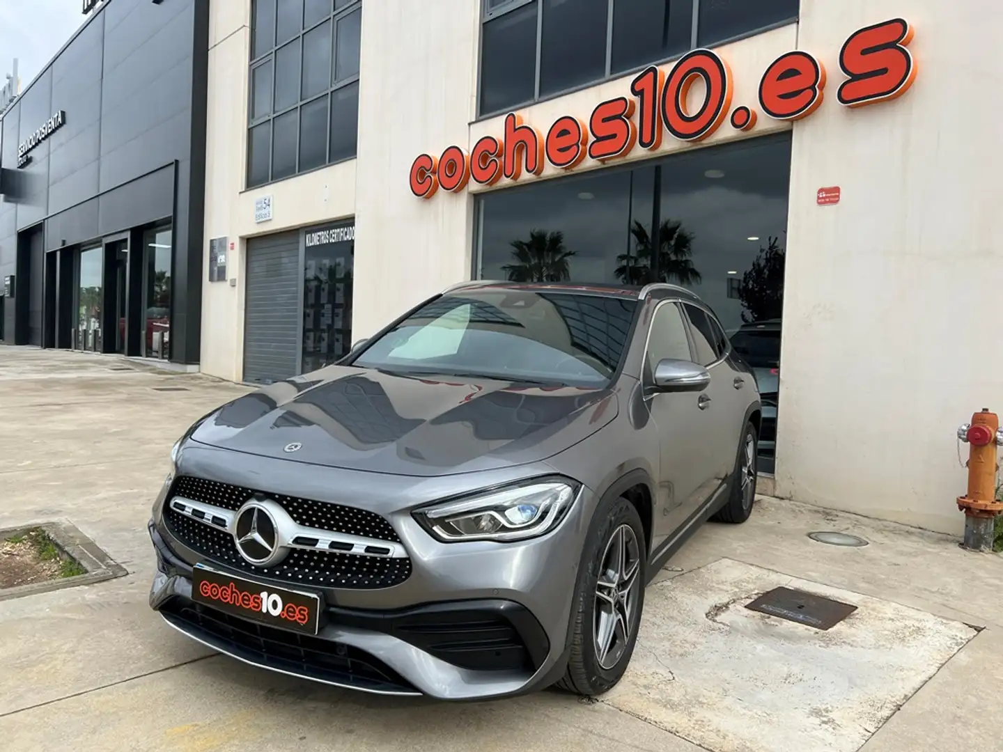 Mercedes-Benz GLA 200 200d 8G-DCT Gris - 1