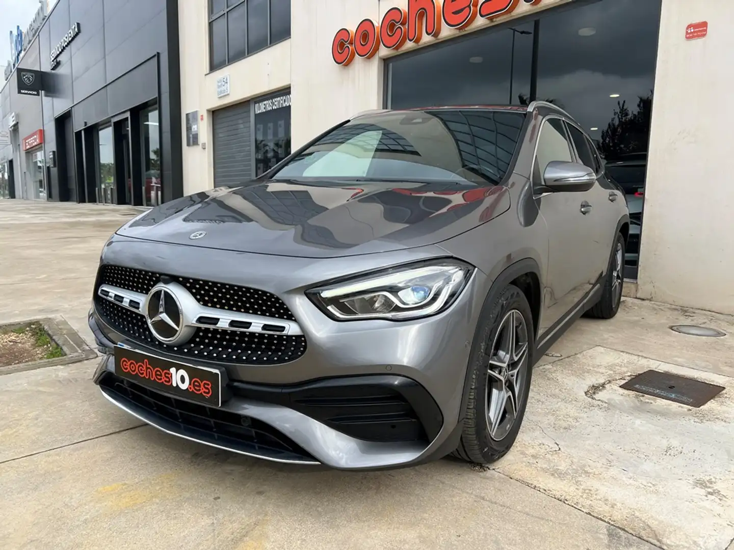 Mercedes-Benz GLA 200 200d 8G-DCT Gris - 2