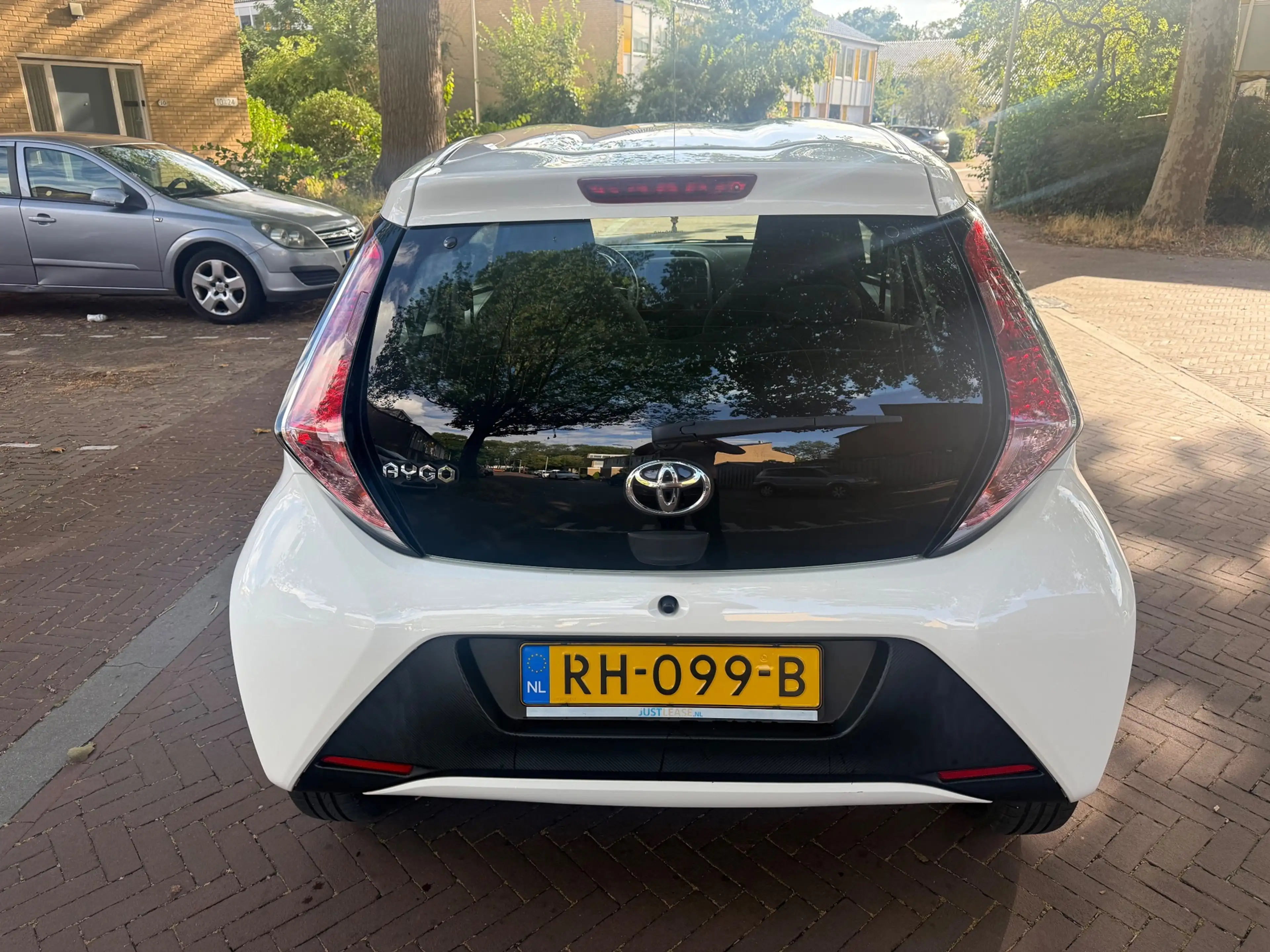Toyota Aygo Eerste eigenaar / 60.000 NAP / Airco / Goed onderh — photo 4
