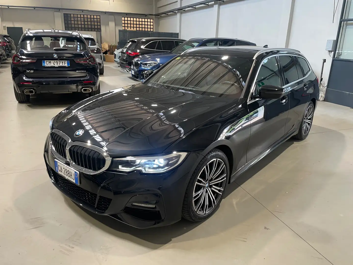 BMW 320 320d Touring xdrive Msport auto Noir - 1
