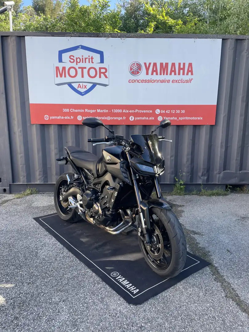 Yamaha MT-09 Zwart - 1