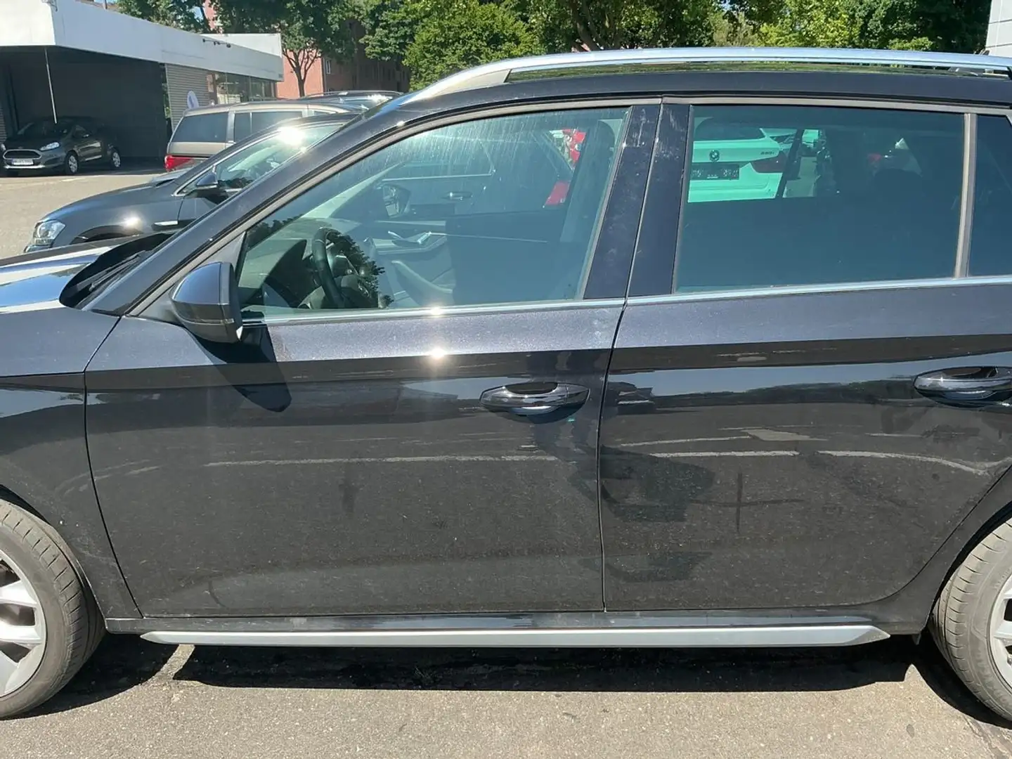 Skoda Kamiq 1.5 TSI ACT Style Schwarz - 2