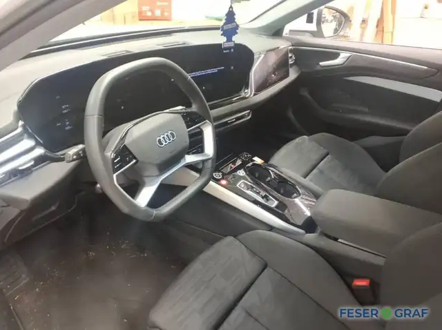 Audi A6 view 6