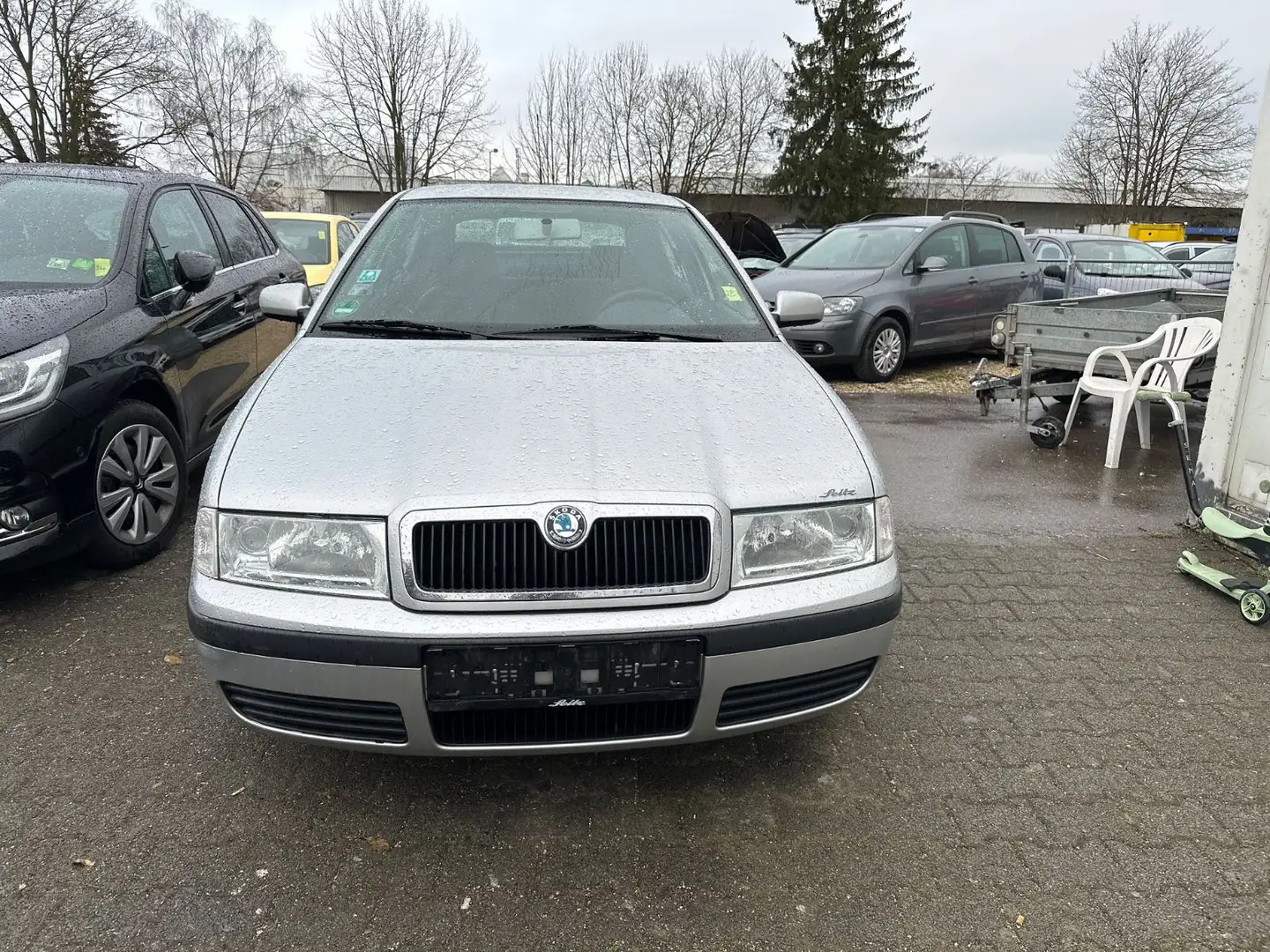 Skoda Octavia 1.6 Style Silber - 1