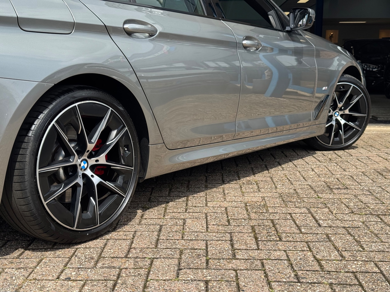 BMW 545 5-serie 545e xDrive High Executive 2021 AUT NAVI F — photo 13