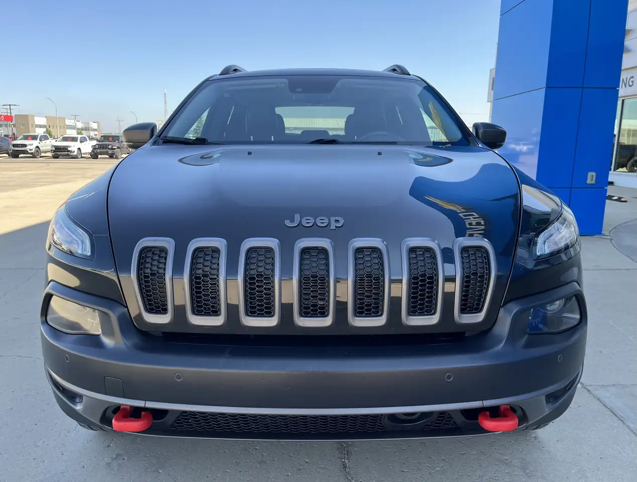 Jeep Cherokee снимка Jeep Cherokee