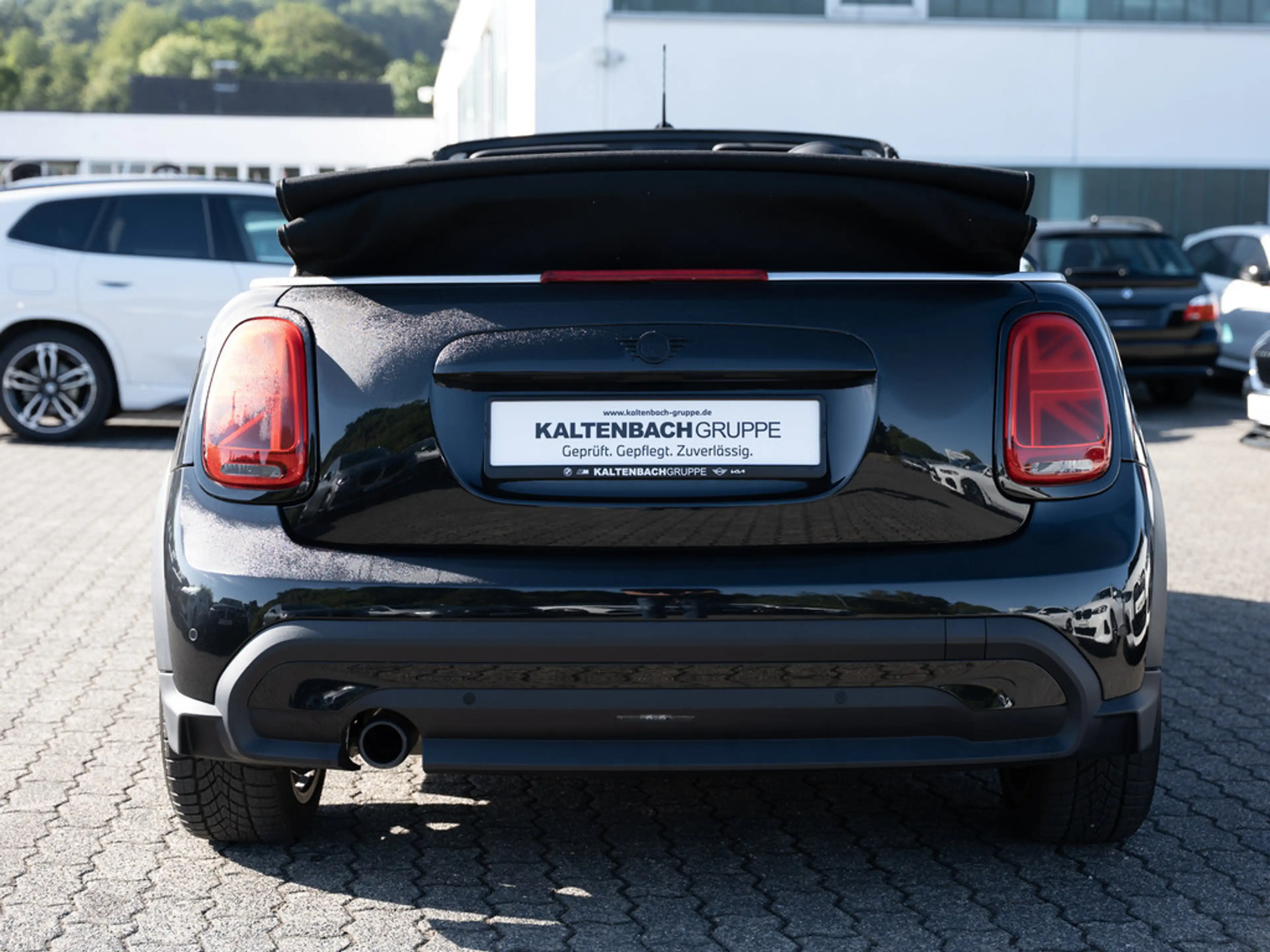 MINI Cooper Cabrio Classic Trim FACEL. LED SHZ PDC — photo 6