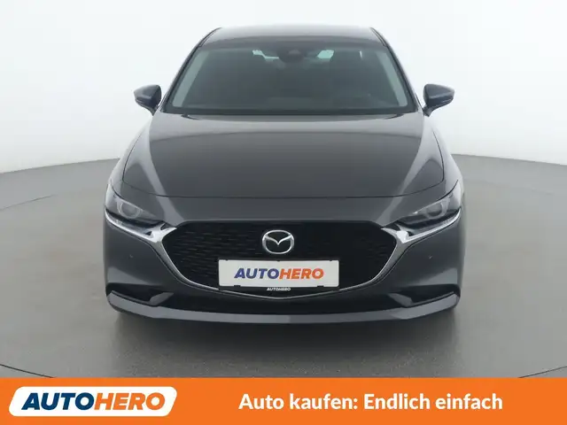 Mazda Mazda3 view 9