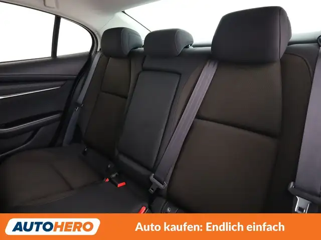Mazda Mazda3 view 14