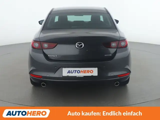 Mazda Mazda3 view 5