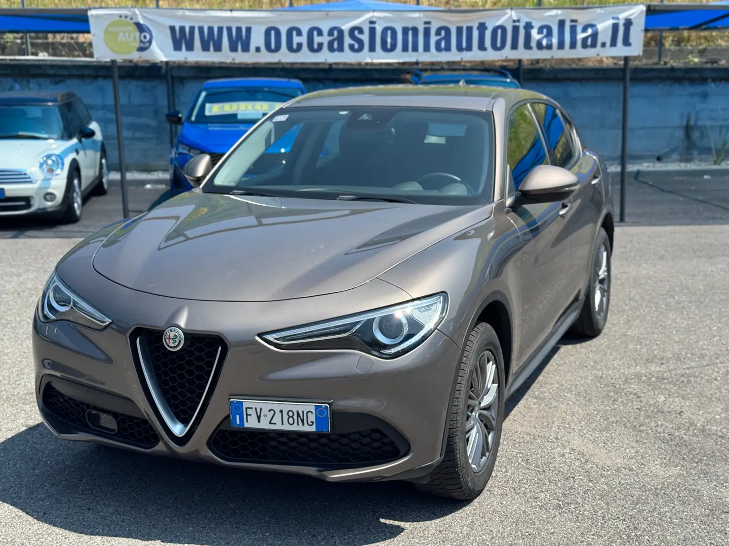 Alfa Romeo Stelvio 2.2 t Executive Q4 210cv auto my19 Brons - 1