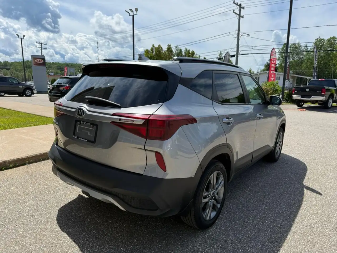 Kia Seltos photo Kia Seltos