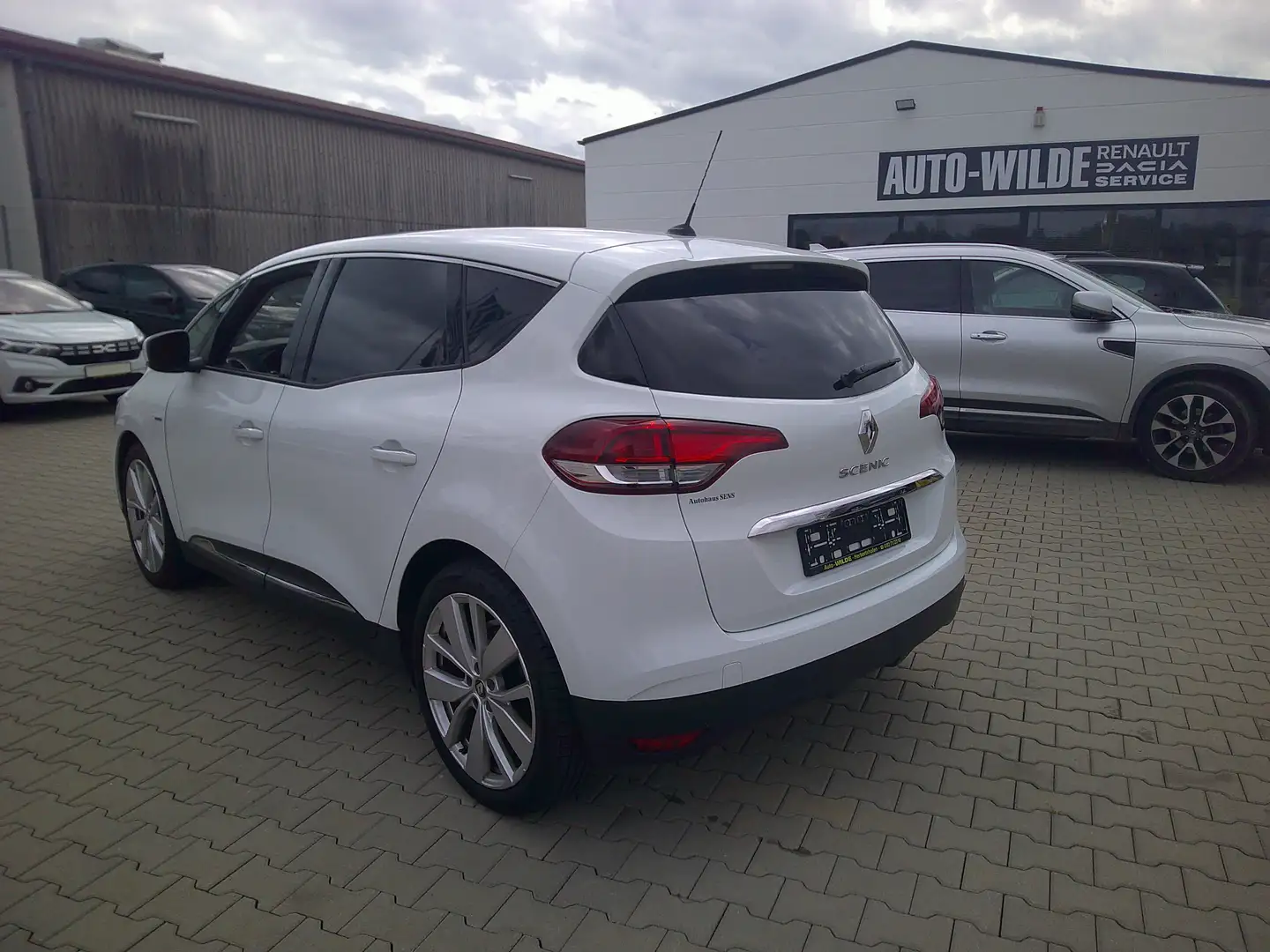 Renault Scenic BOSE Edition Weiß - 2