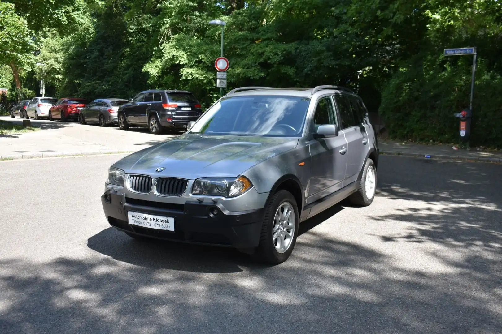 BMW X3 BMW  X3 2.0i, Panorama, PDC, Xenon etc. Grau - 1