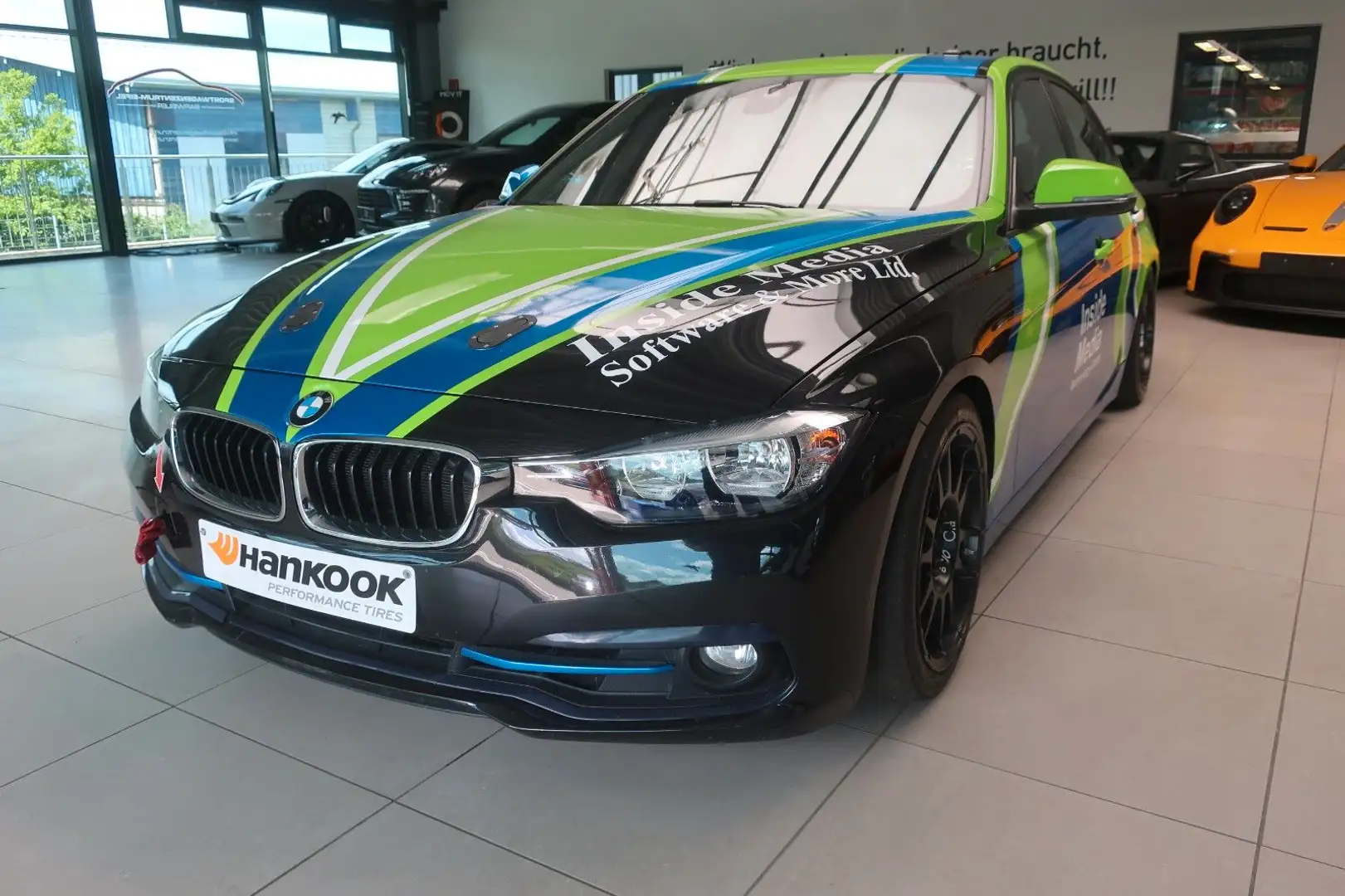 BMW 330 i Sport Line Rennwagen/Tracktool Schwarz - 1