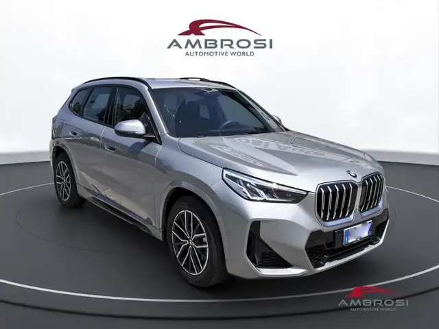 BMW X1 view 2