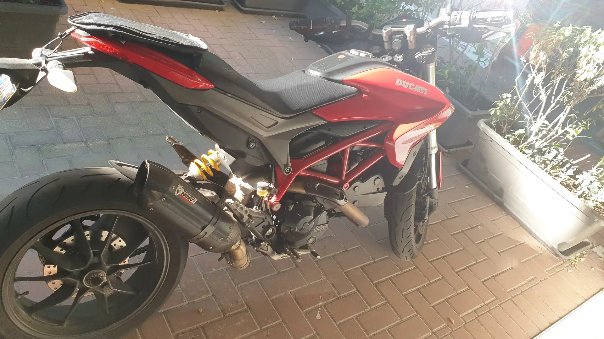 Ducati Hypermotard 821 Rosso - 1