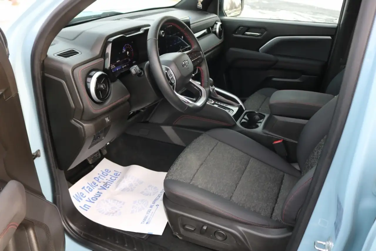 Chevrolet Colorado снимка Chevrolet Colorado