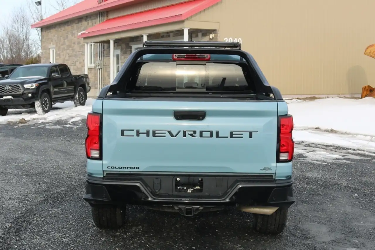 Chevrolet Colorado снимка Chevrolet Colorado