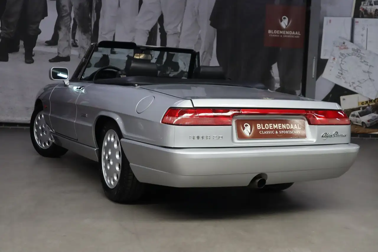 Alfa Romeo Spider 2.0, foto 3