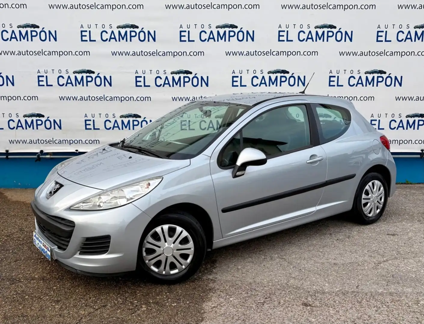 Peugeot 207 1.4HDI Confort Gris - 1