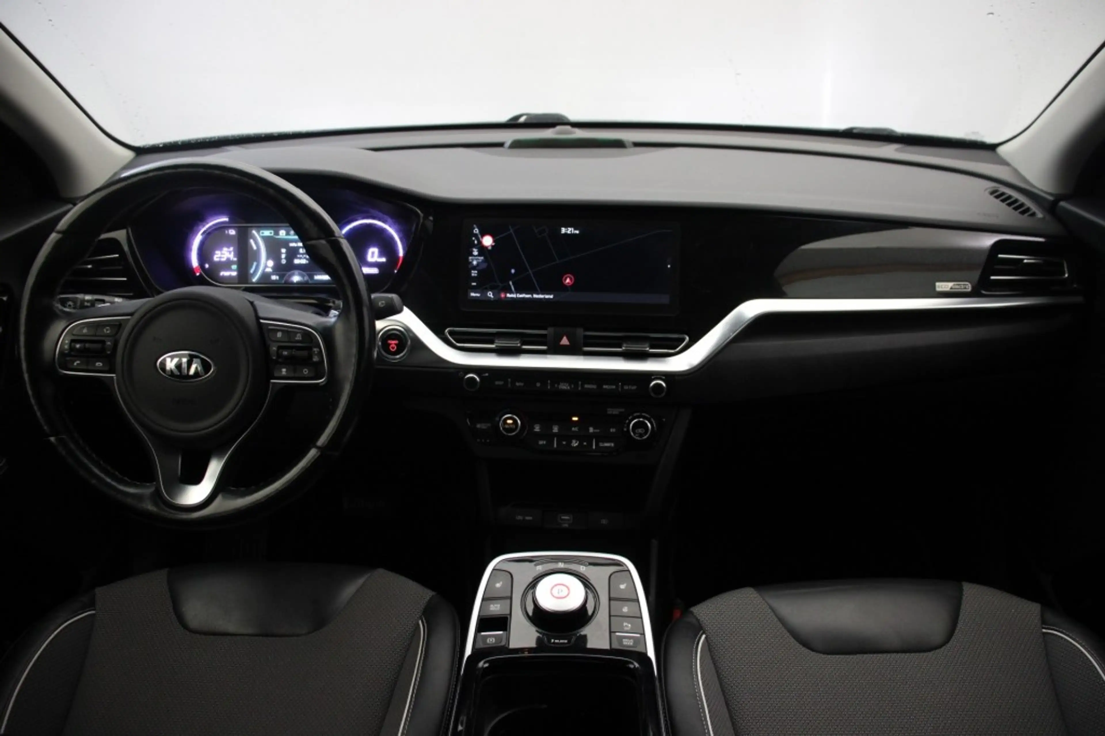 Kia e-Niro E-Niro DynamicLine 64 kWh - Carplay, Camera, Stoel — photo 2