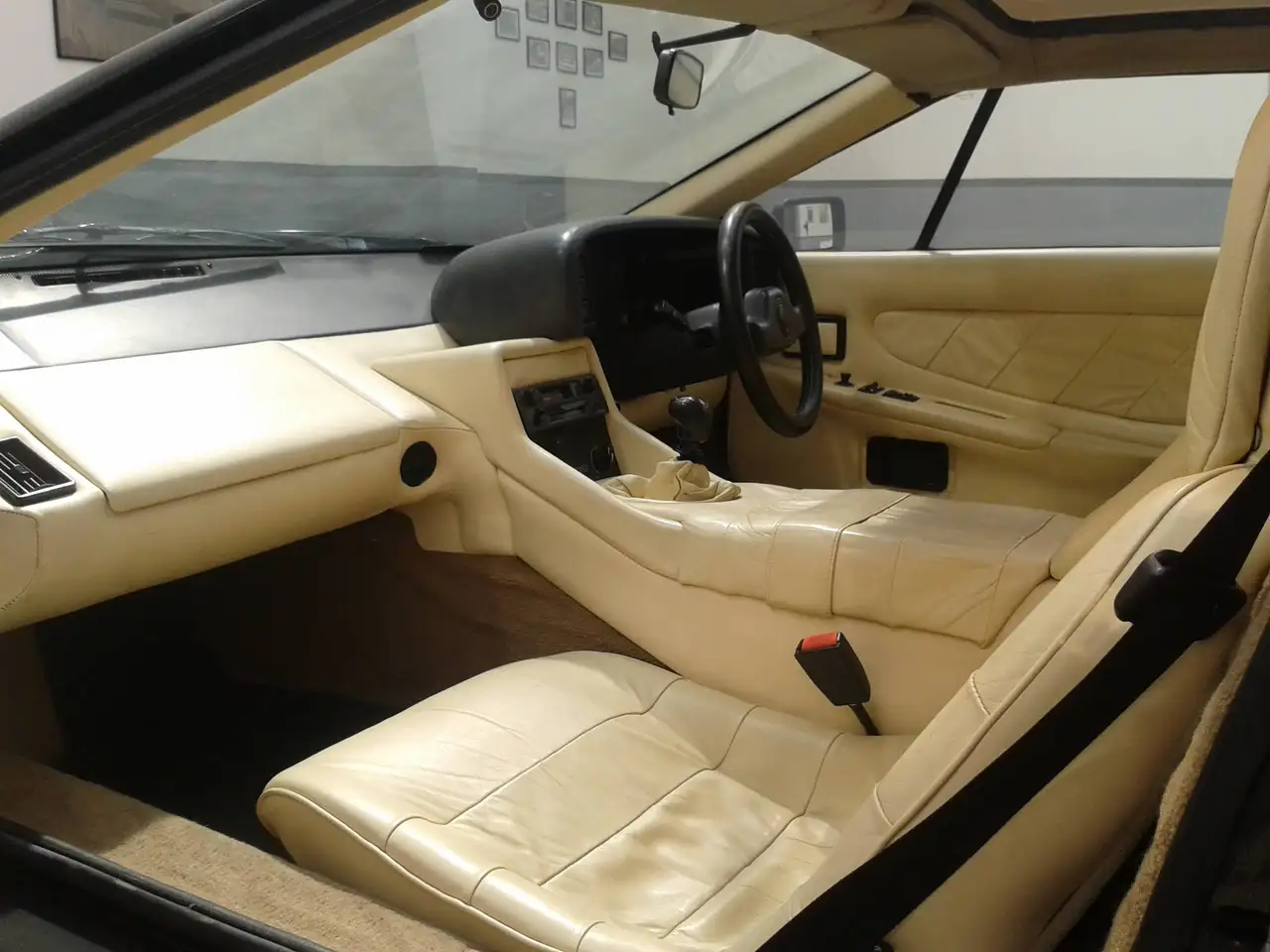 Lotus Esprit S3 X180 2.2 N/A (290 esemplari), foto 5