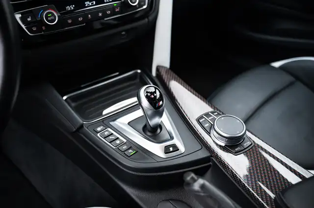 BMW M4 view 13