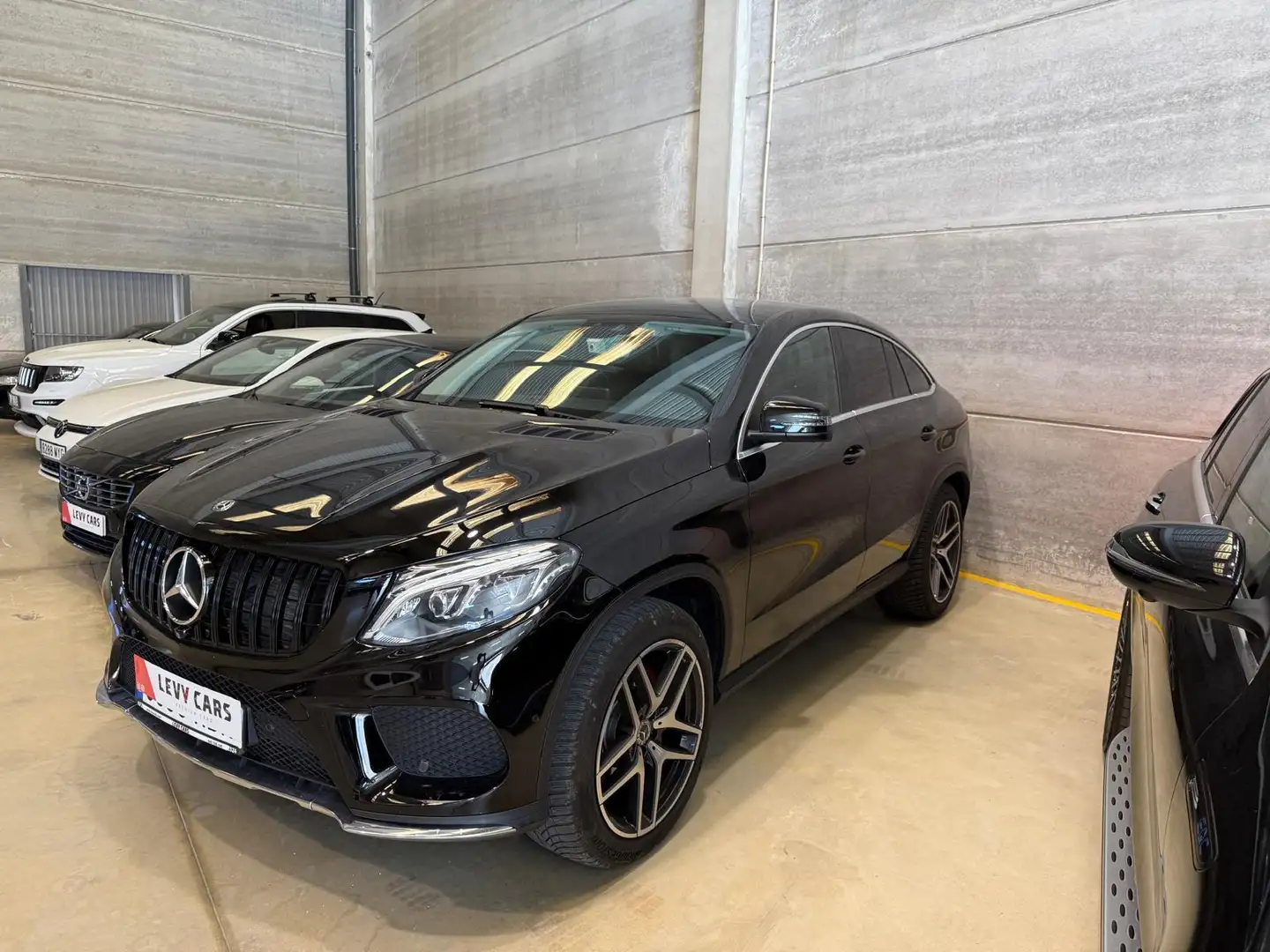 Mercedes-Benz GLE 350 Coupé 350d 4Matic Aut. Fekete - 2