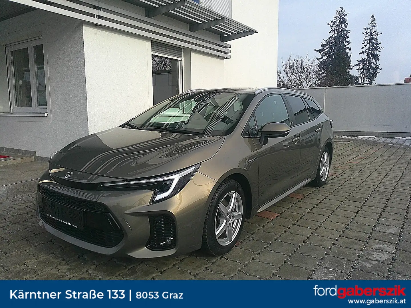 Suzuki Swace 1,8 HEV E-CVT Flash - 1