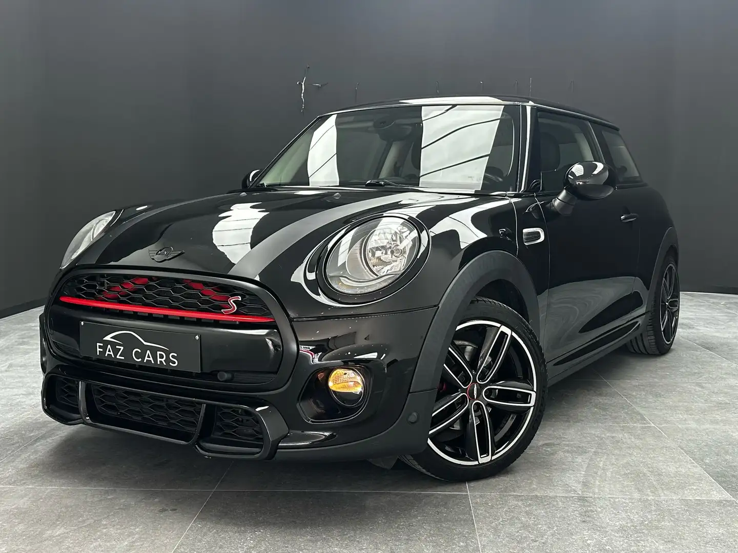 MINI Cooper D 1.5 * JANTES + ECRAN + KIT SPORT + GARANTIE * Noir - 1