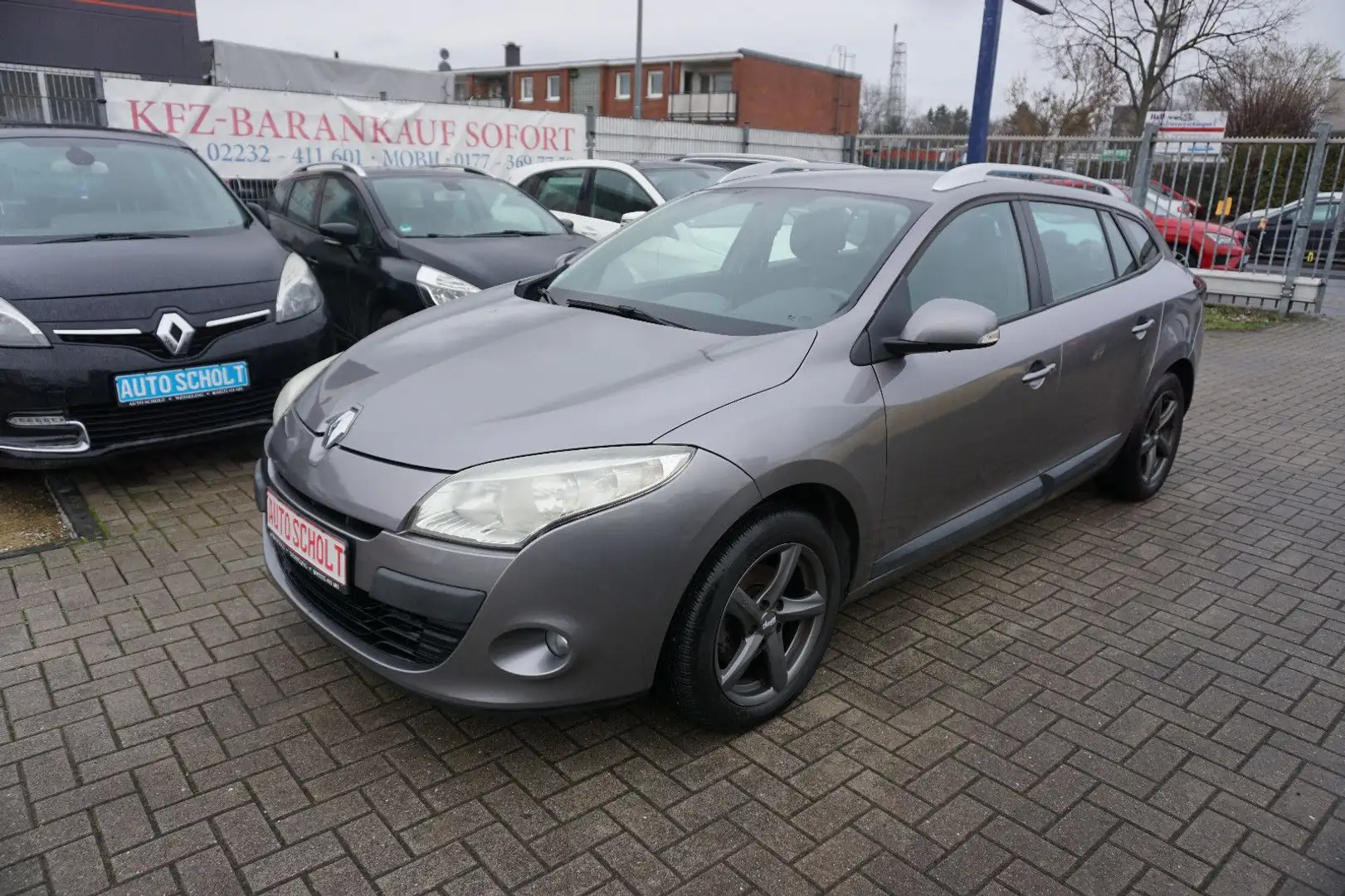 Renault Megane Grandtour Dynamique 1.6 16V 110 Gold - 1