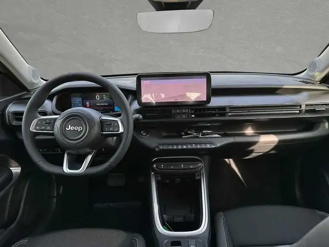Jeep Avenger view 4