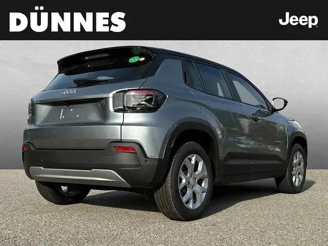Jeep Avenger view 2