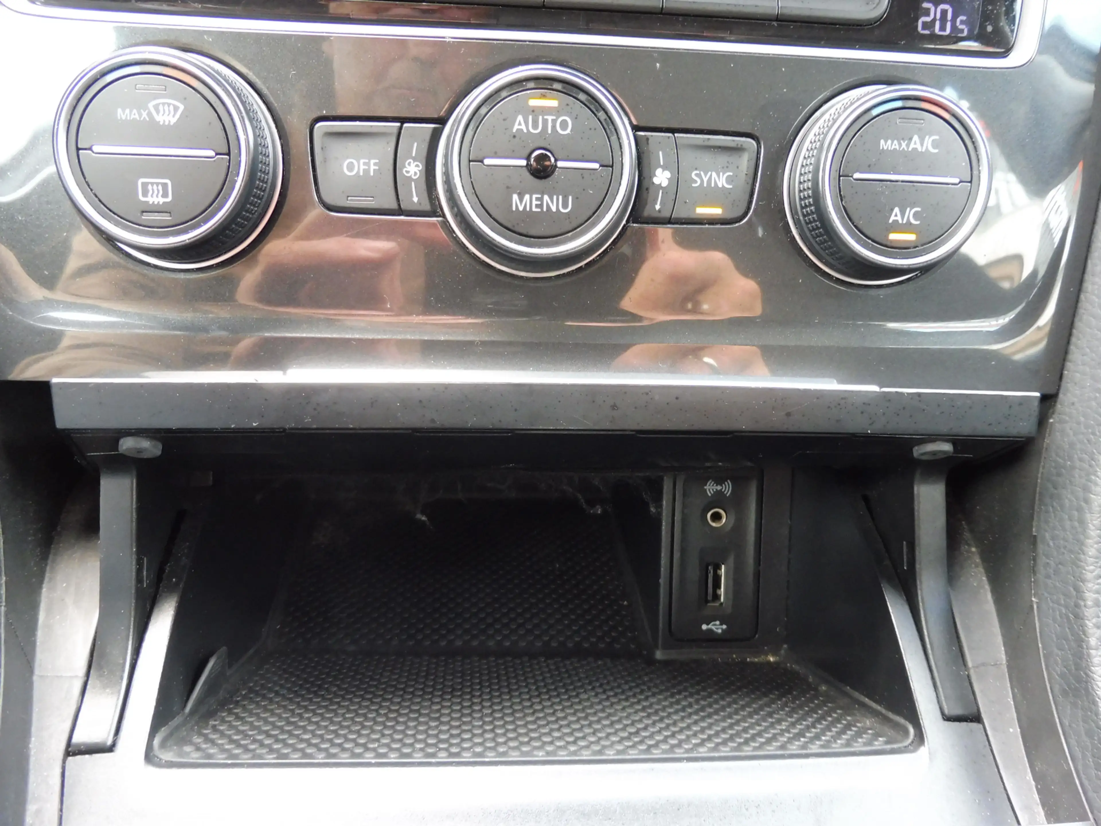 Volkswagen Golf 1.0 TSI Comfortline Trekhaak | Adap cruise | LMV 1 — photo 23