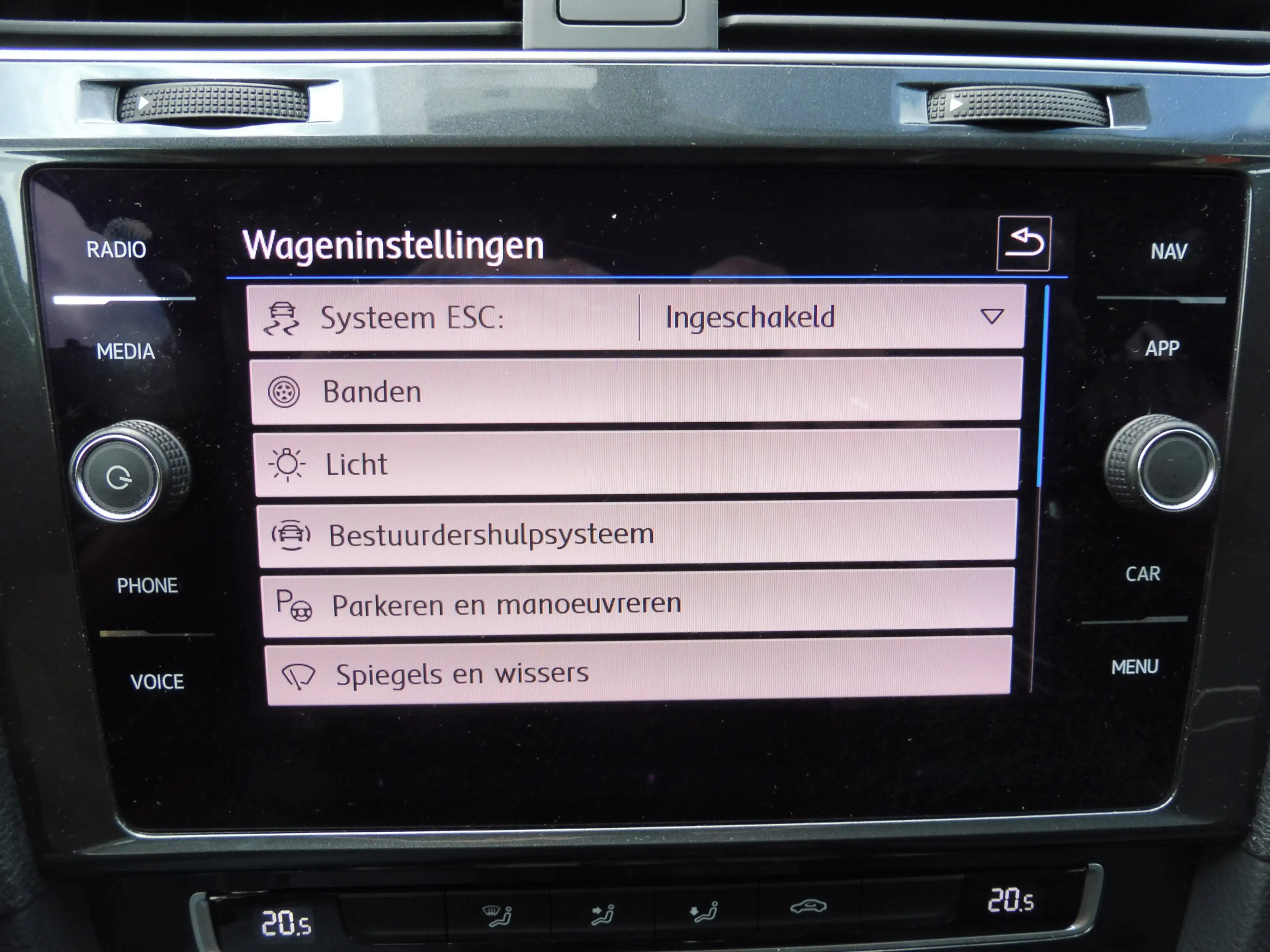 Volkswagen Golf 1.0 TSI Comfortline Trekhaak | Adap cruise | LMV 1 — photo 10