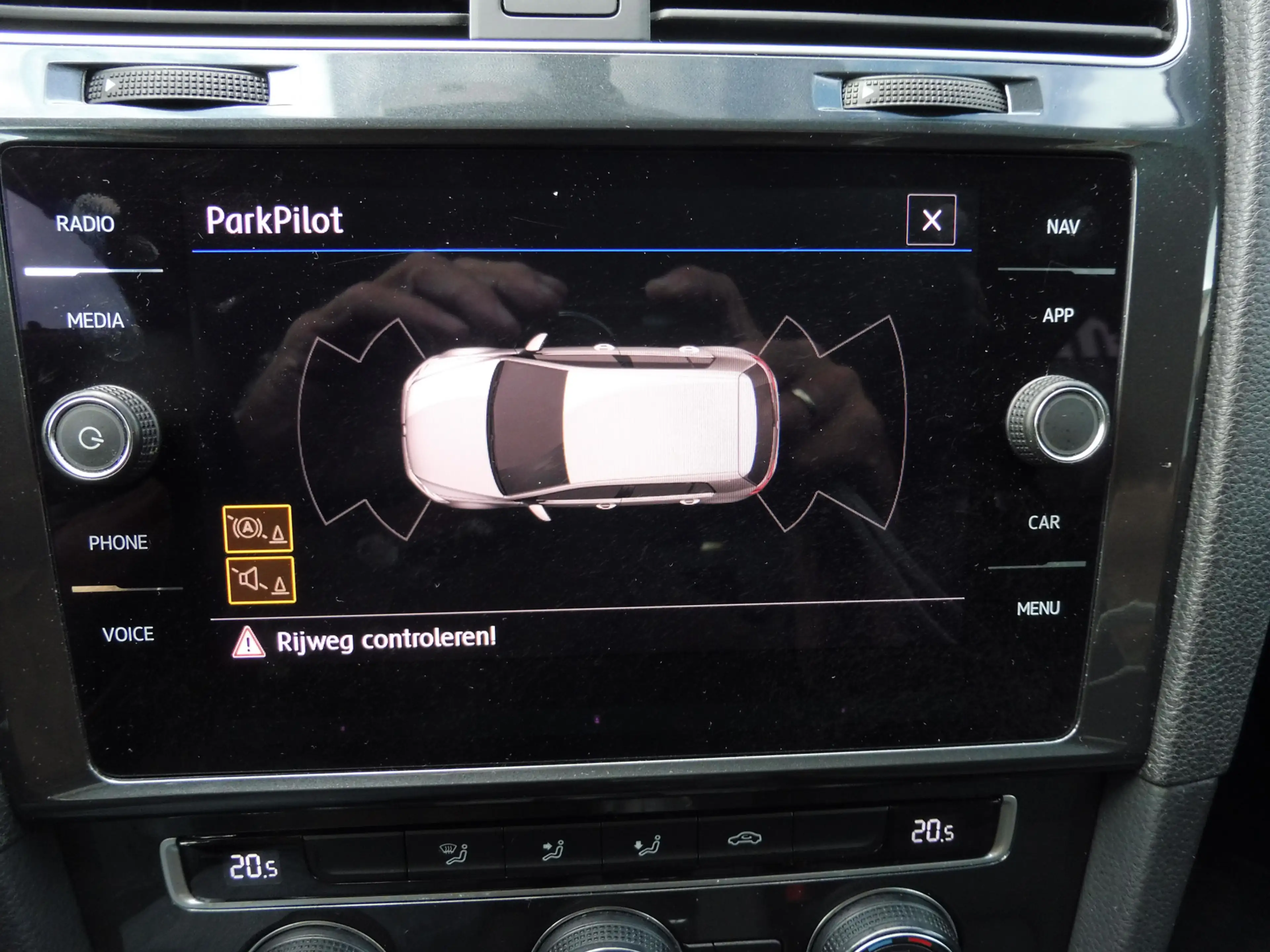 Volkswagen Golf 1.0 TSI Comfortline Trekhaak | Adap cruise | LMV 1 — photo 8