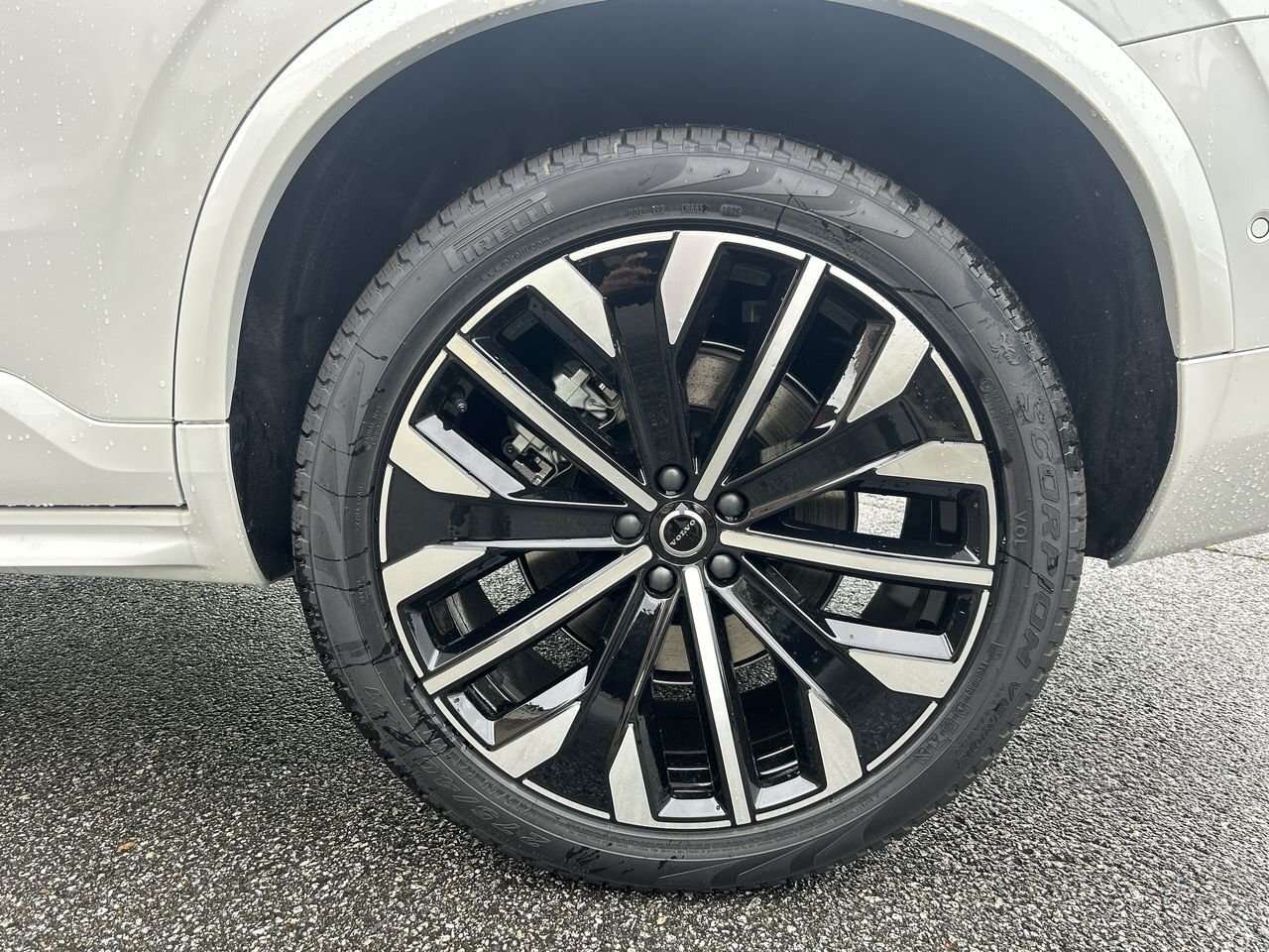 2026 Volvo XC90 Ultra 7-Seater (Dark Theme) Air Suspension | B&amp thumb 18