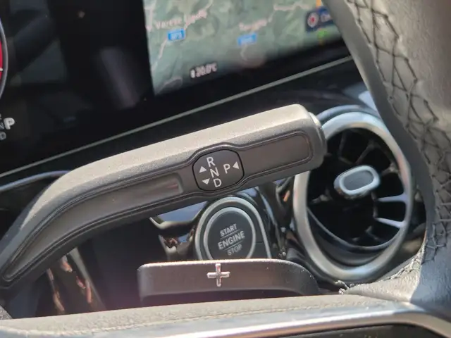 Mercedes-Benz Gla view 10