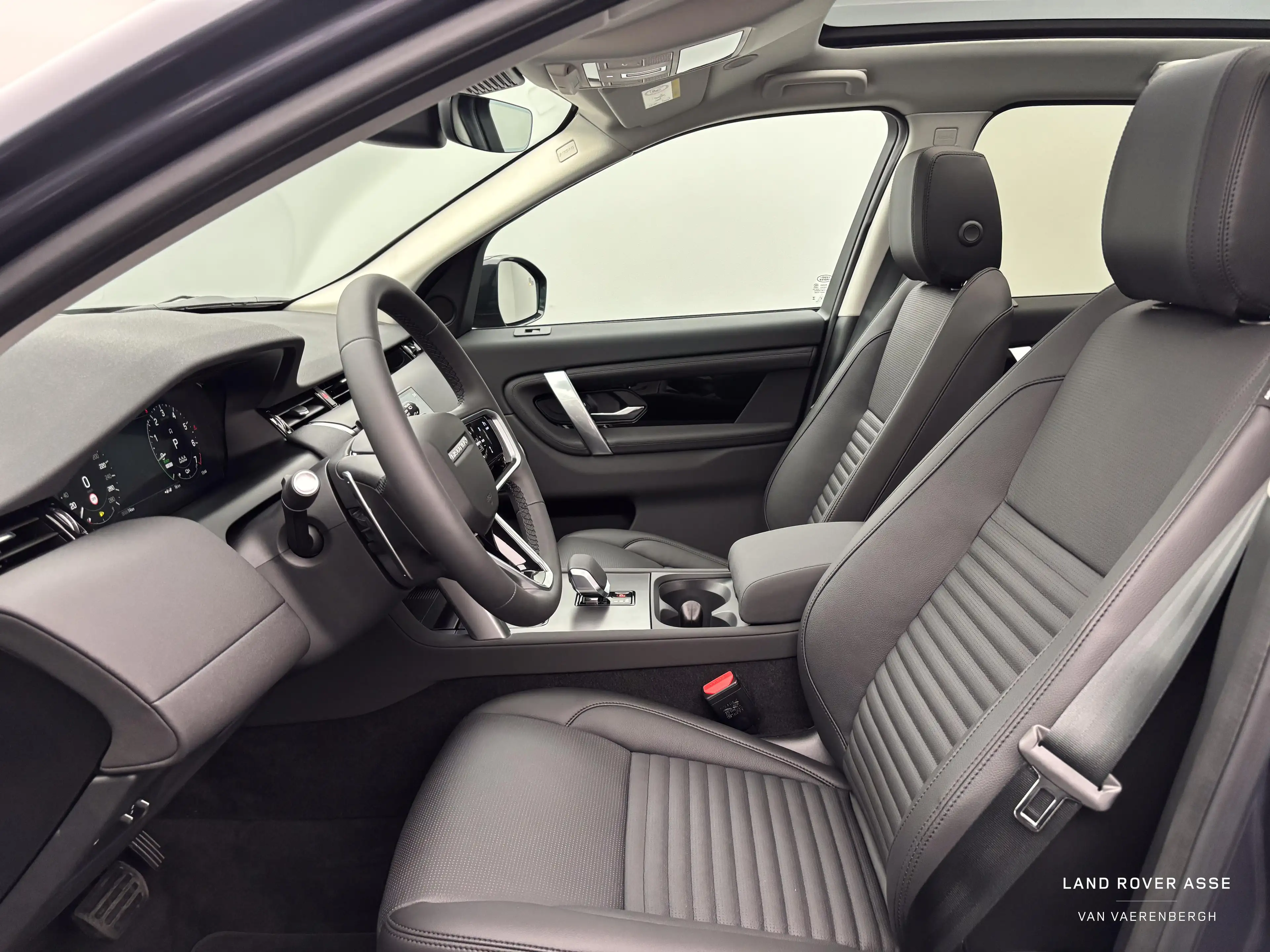 Land Rover Discovery Sport P270e S AWD Auto. 25.5MY — photo 10