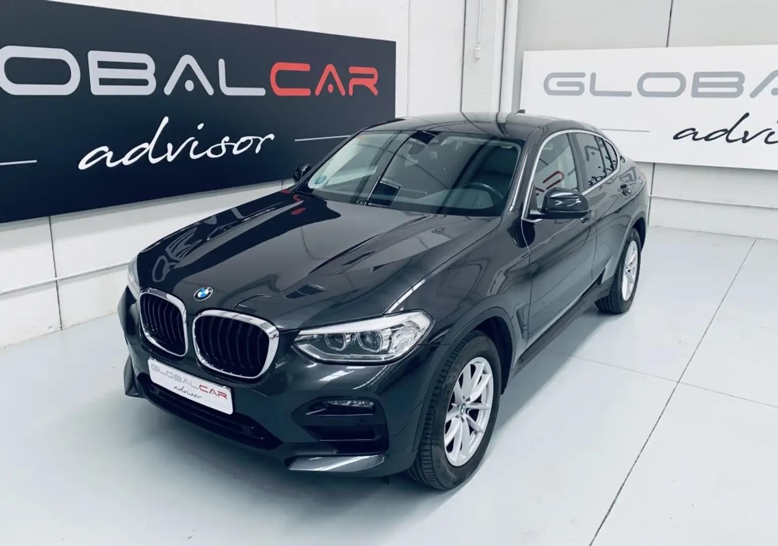 BMW X4 xDrive 20dA Grijs - 2