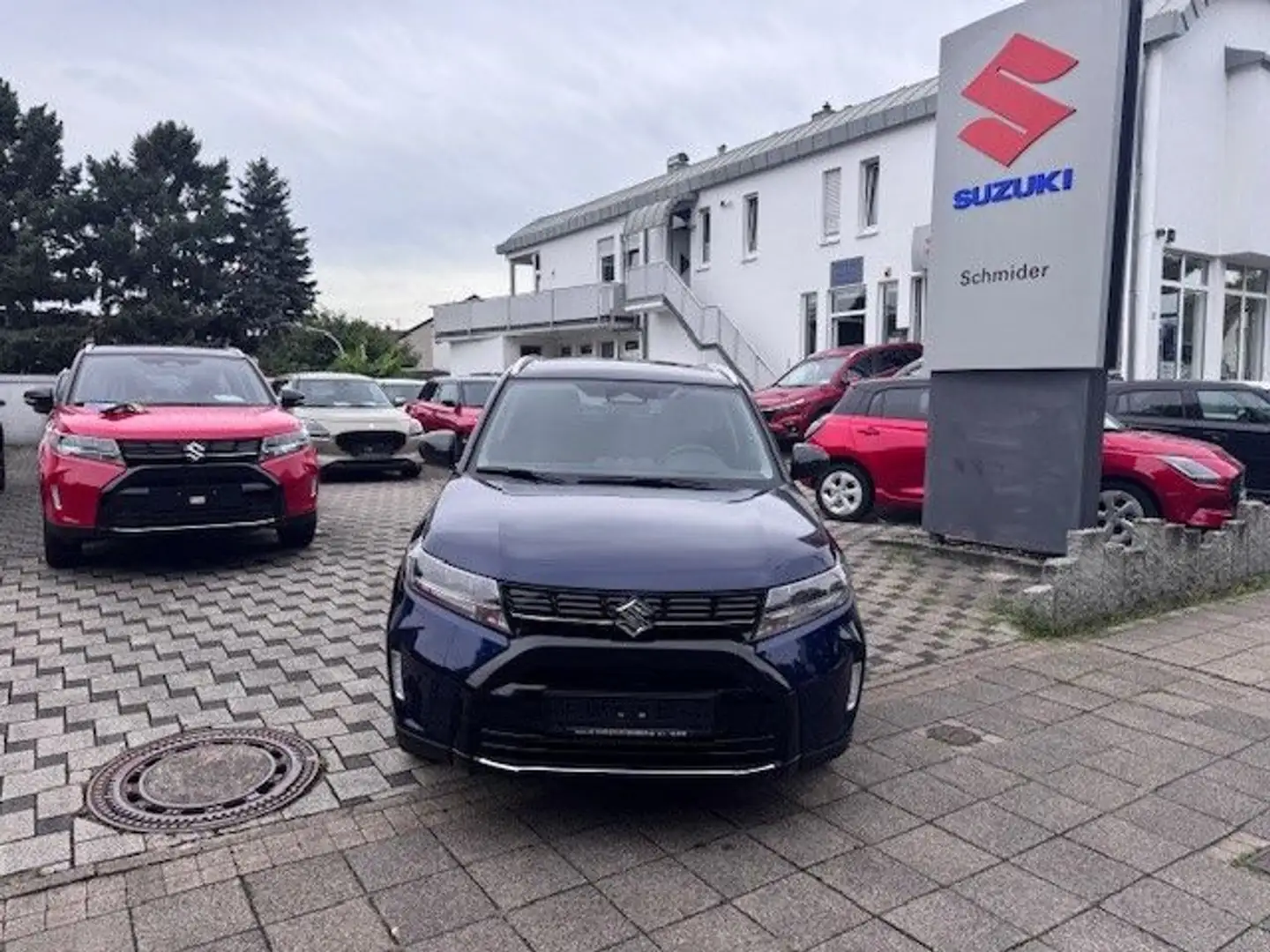 Suzuki Vitara 1.4 BOOSTERJET HYBRID AT Comfort Blau - 2