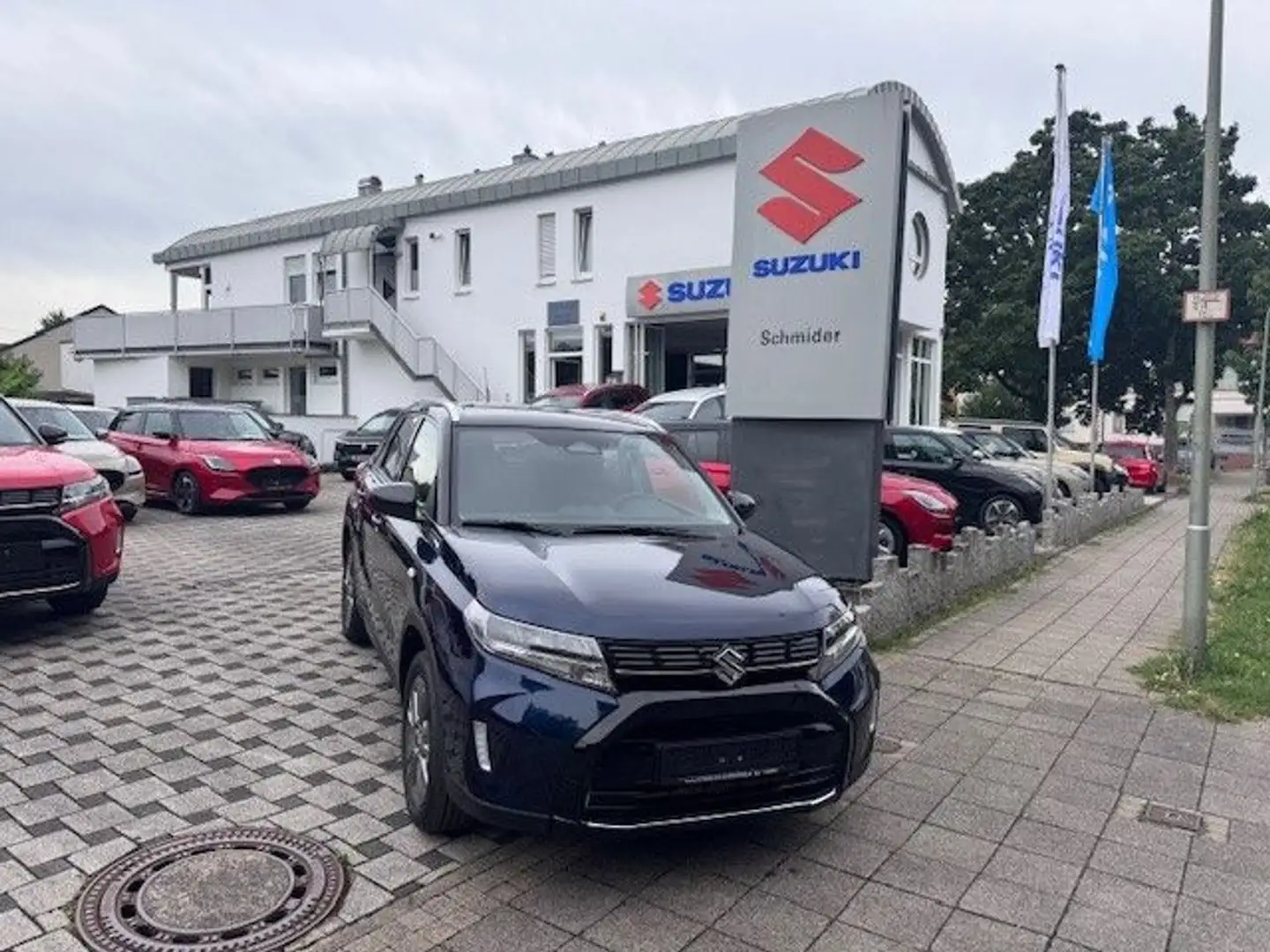 Suzuki Vitara 1.4 BOOSTERJET HYBRID AT Comfort Blau - 1