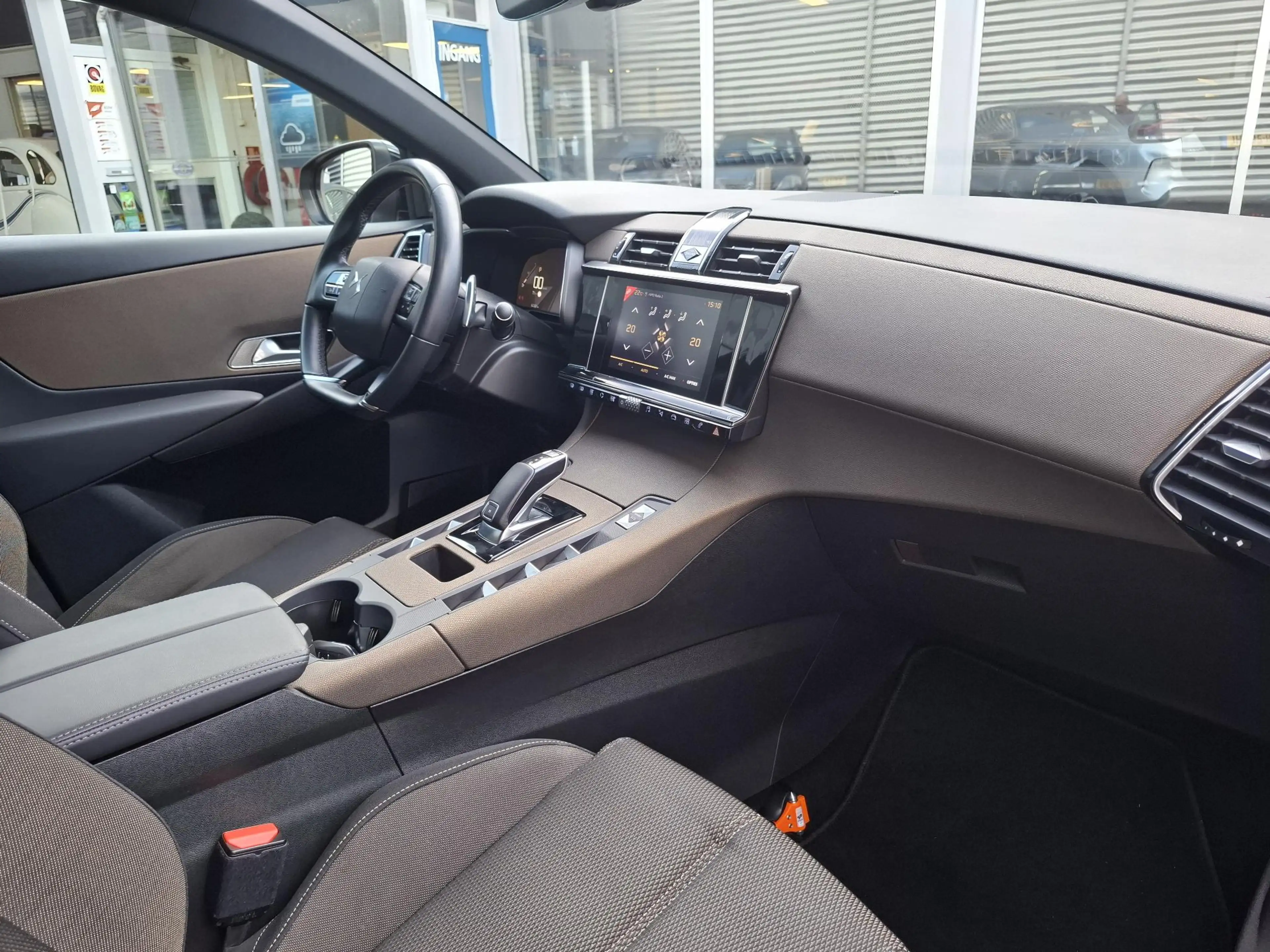 DS Automobiles DS 7 Crossback SUV 130 Bastille EAT8 Automaat — photo 6