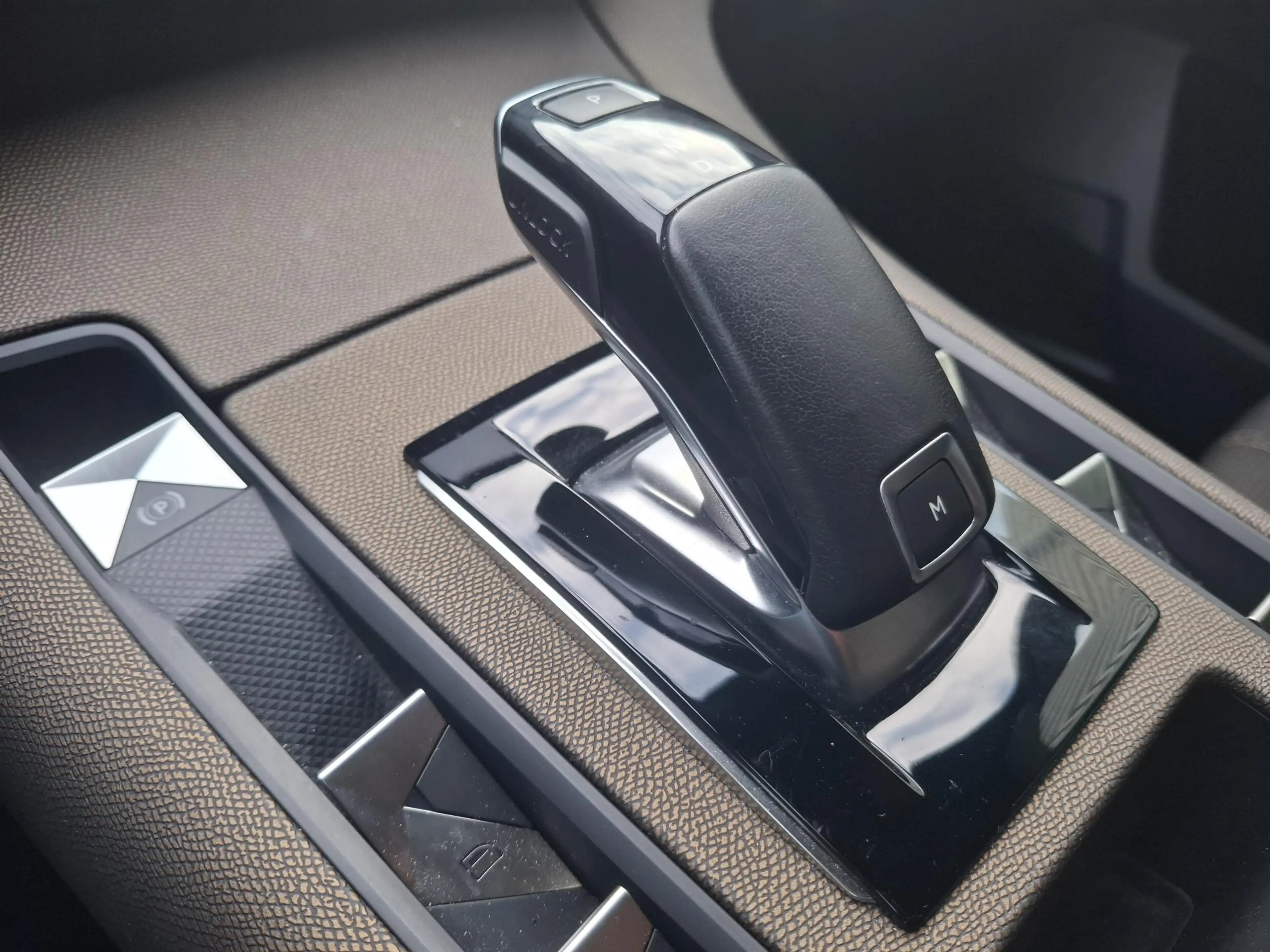 DS Automobiles DS 7 Crossback SUV 130 Bastille EAT8 Automaat — photo 12