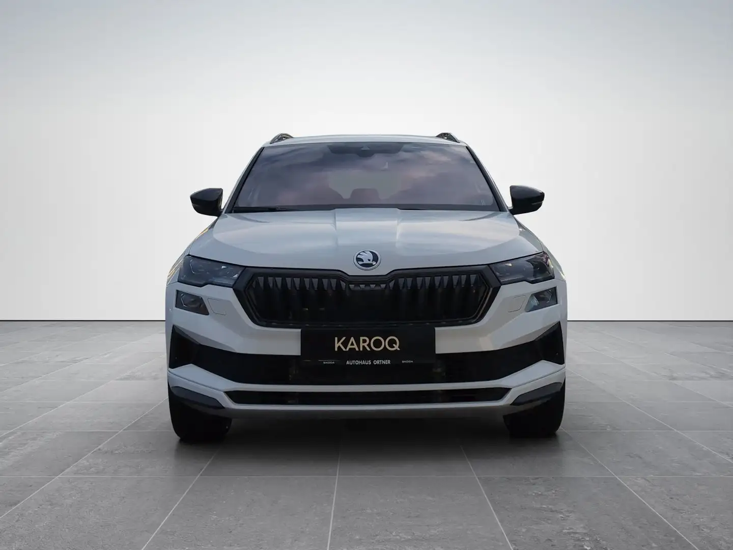 Skoda Karoq Sportline TDI DSG Weiß - 2