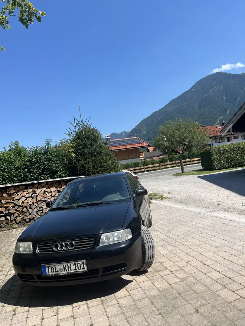 Audi A3 1.6 Ambition - 1